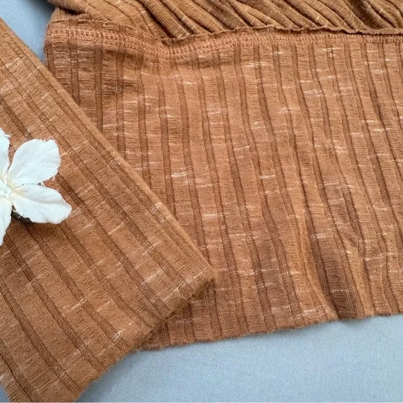 FREE PEOPLE East Coast wrap top in copper brown, S. - Picture 5 of 9